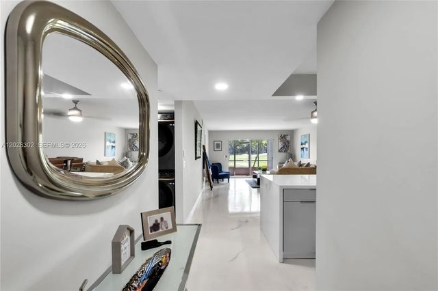 2 of 39 - 900 Sw 128th Avenue #105d, Pembroke Pines, FL