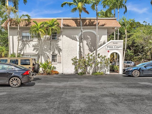 2 of 57 - 3421 Ne 15th Avenue #8, Oakland Park, FL