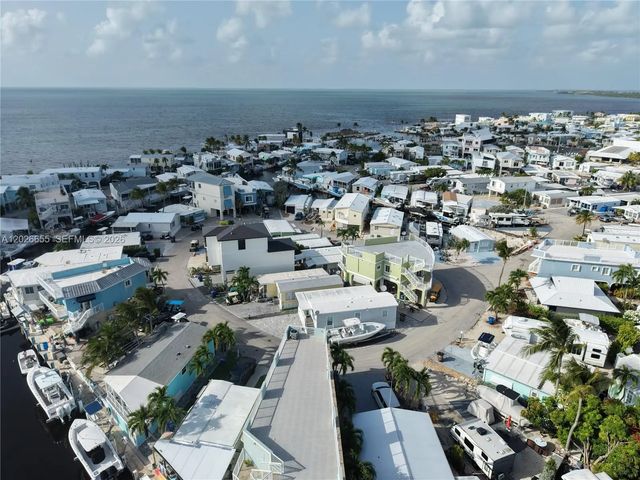 5 of 11 - 65821 Overseas Highway, Long Key, FL