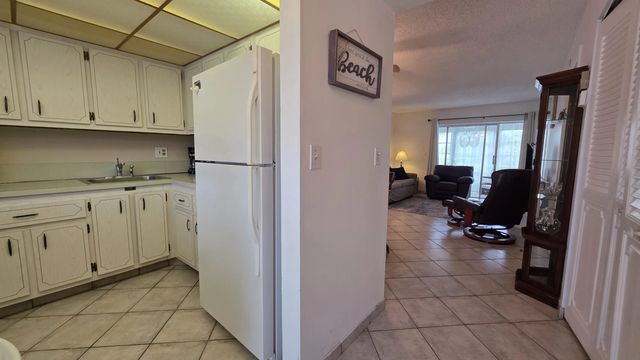 5 of 24 - 2900 Nw 46th Avenue #213, Lauderdale Lakes, FL