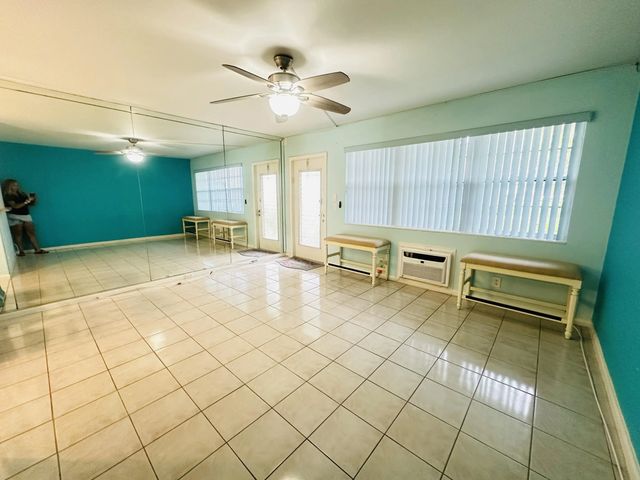4 of 54 - 86 Markham E, Deerfield Beach, FL
