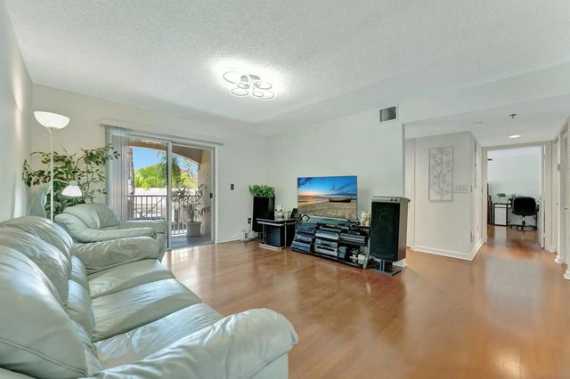 4 of 29 - 5550 Nw 61st Street #516, Coconut Creek, FL