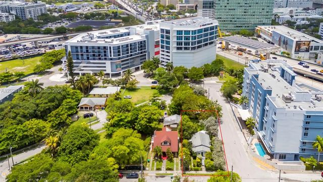 1246 Nw 9th Avenue, Miami