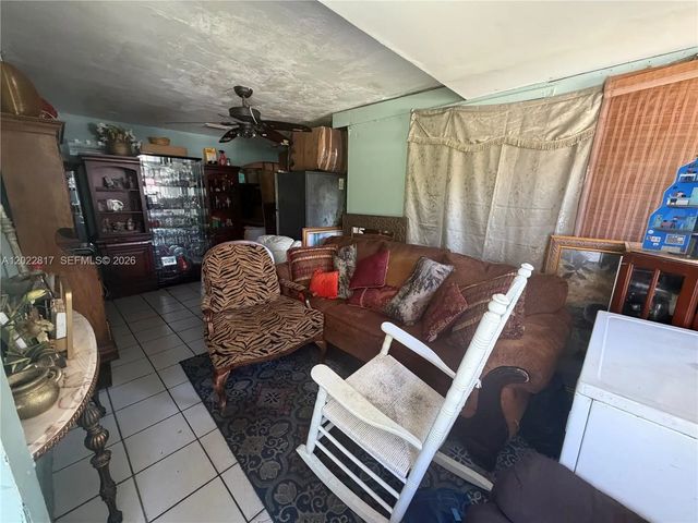 2 of 8 - 5740 Taylor Street, Hollywood, FL