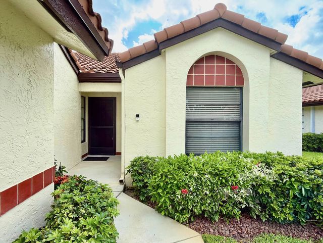 2 of 53 - 10975 Dolphin Palm Court #b, Boynton Beach, FL