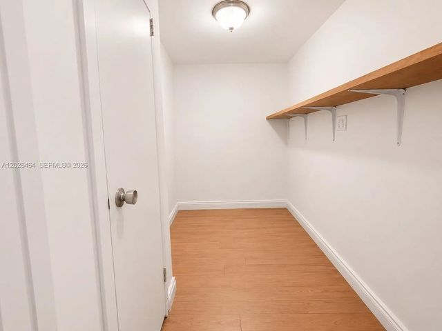 5 of 22 - 5401 Collins Avenue #1022, Miami Beach, FL