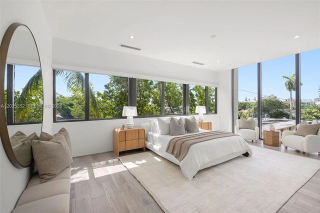 1525 Bay Road, Miami Beach