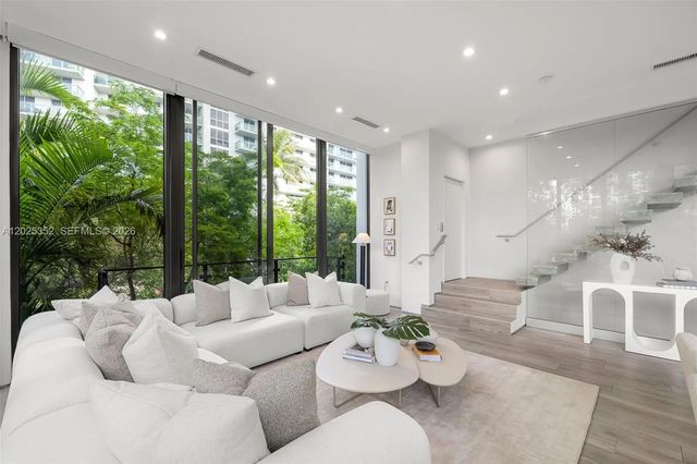5 of 45 - 1525 Bay Road, Miami Beach, FL