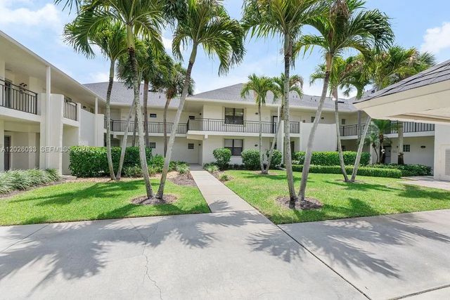 4 of 39 - 10411 Se Terrapin Place #203, Jupiter, FL