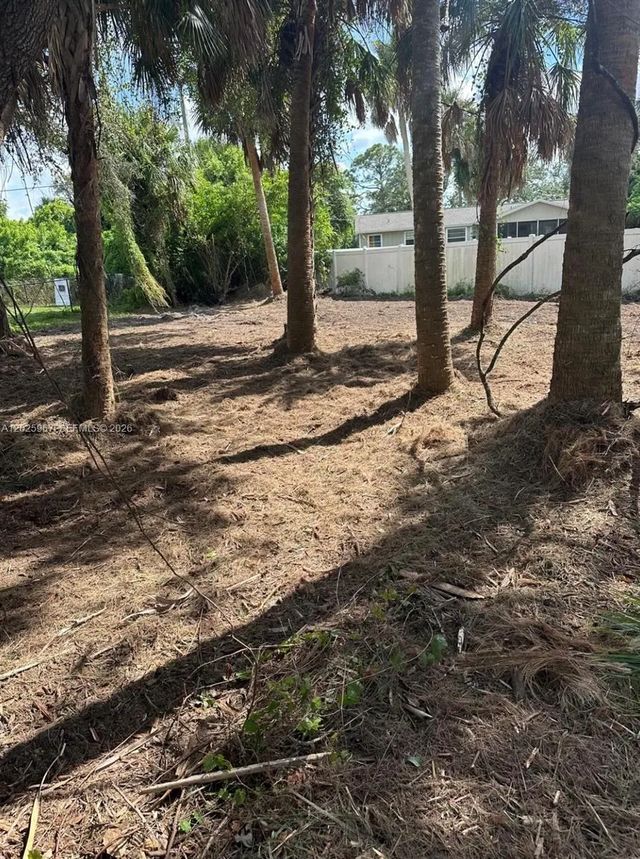 2 of 6 - 11859 Eleanor Avenue, Port Charlotte, FL