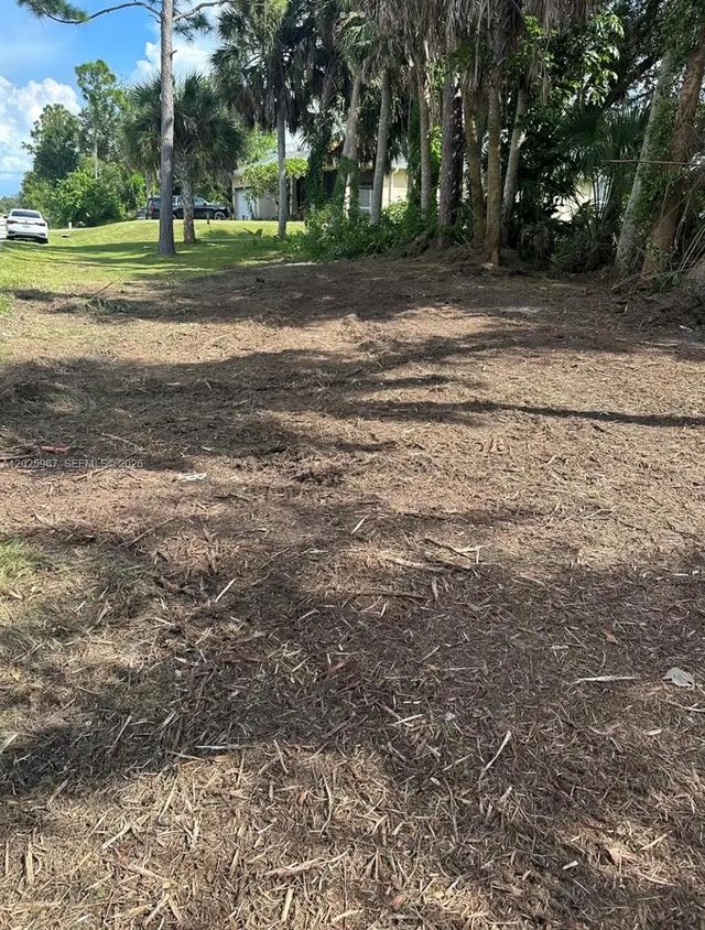 3 of 6 - 11859 Eleanor Avenue, Port Charlotte, FL