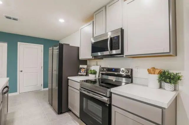 3 of 16 - 462 Hazel Street, Sebastian, FL