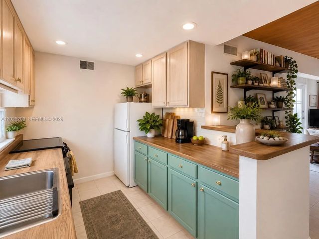 910 Jefferson Avenue #5c, Miami Beach