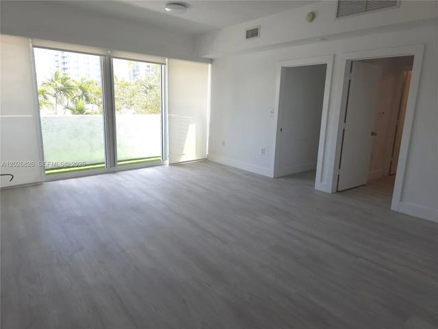 3 of 32 - 6580 Indian Creek Drive #201, Miami Beach, FL