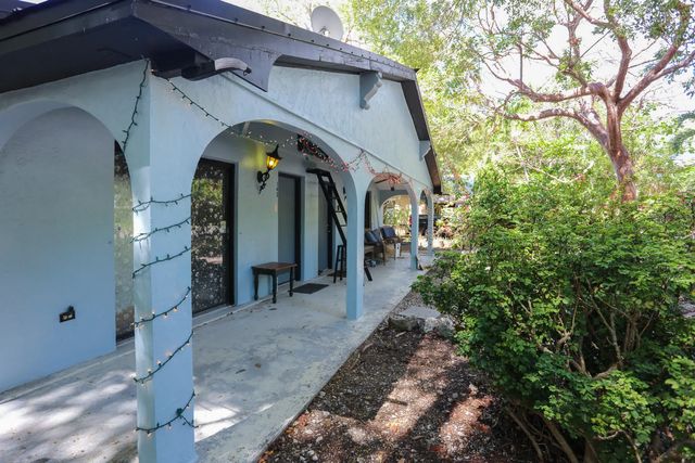 3 of 4 - 145 Casa Court Drive, Tavernier, FL