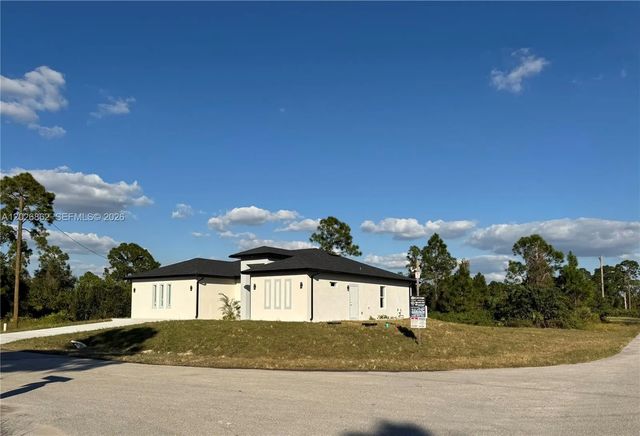 713 Da Vinci Avenue S, Lehigh Acres
