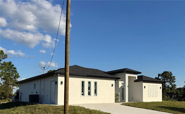 4 of 18 - 713 Da Vinci Avenue S, Lehigh Acres, FL