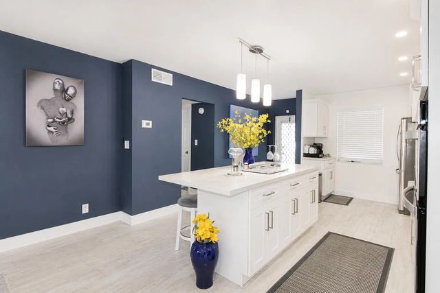 4 of 23 - 7787 Golf Cir Drive #301, Margate, FL