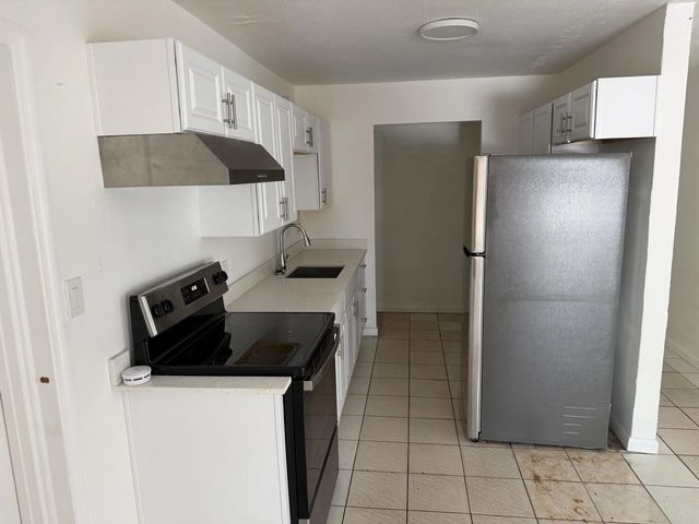 4 of 9 - 115 Maple Avenue, Fort Pierce, FL
