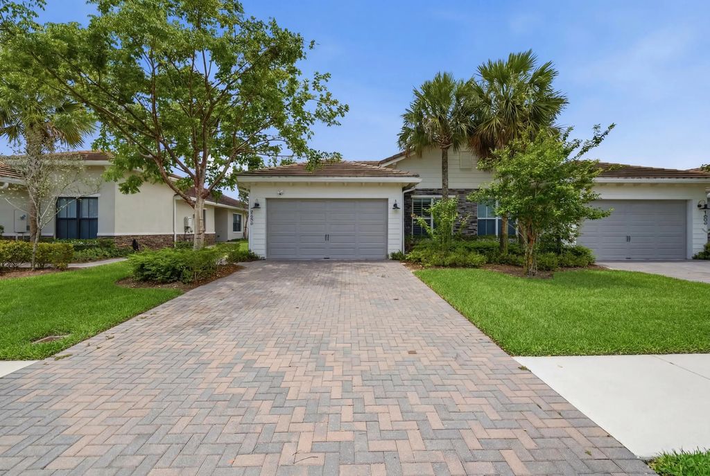 19680 Weathervane Way, Loxahatchee