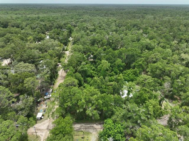 5 of 16 - 83 Sw Ct, , FL
