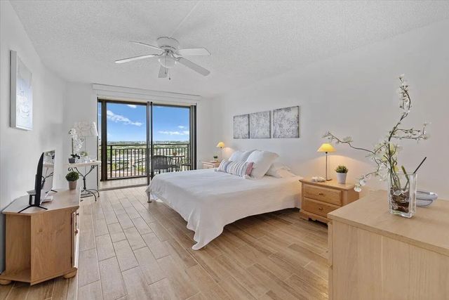 3912 S Ocean Boulevard #1211, Highland Beach