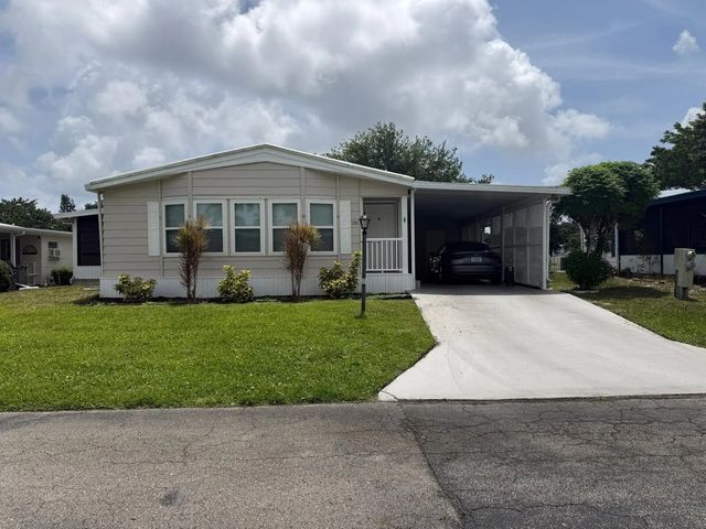 698 Sunny South Avenue, Boynton Beach