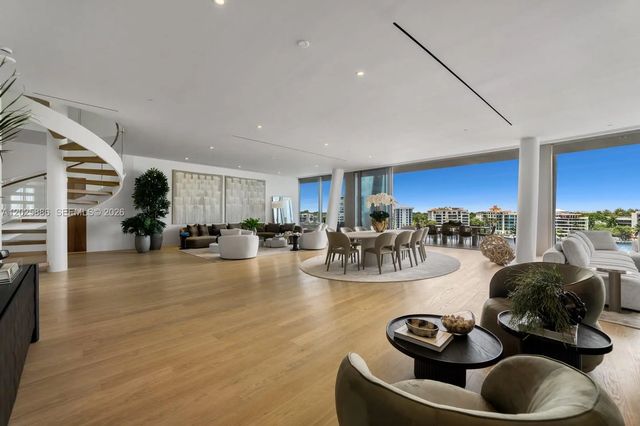 4 of 58 - 5 Grove Isle Drive #ph-l05, Coconut Grove, FL