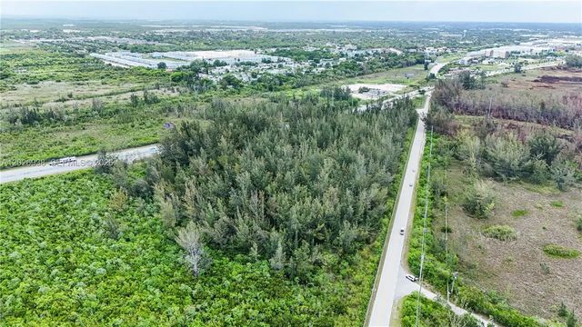 4 of 6 - 359x1 S Dixie Highway, , FL