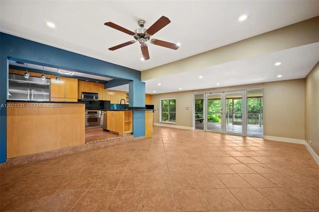 2 of 40 - 4512 Sw 37th Avenue, Dania Beach, FL