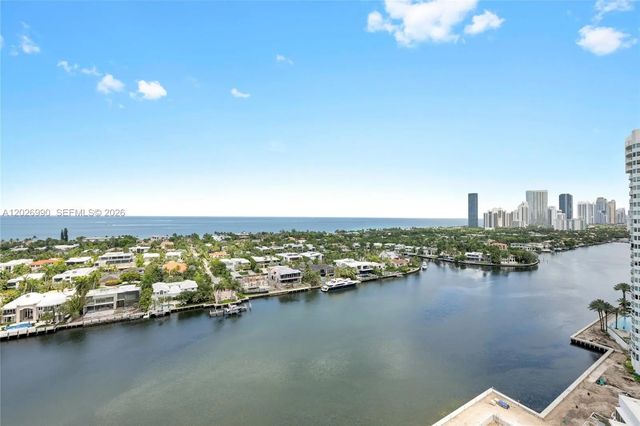 3 of 34 - 20515 E Country Club Drive #2146, Aventura, FL