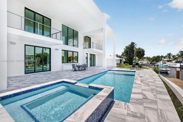 2751 Ne 22nd Court, Pompano Beach
