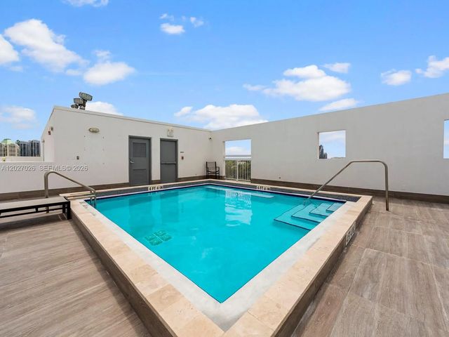 2740 Sw 28th Terrace #508, Miami