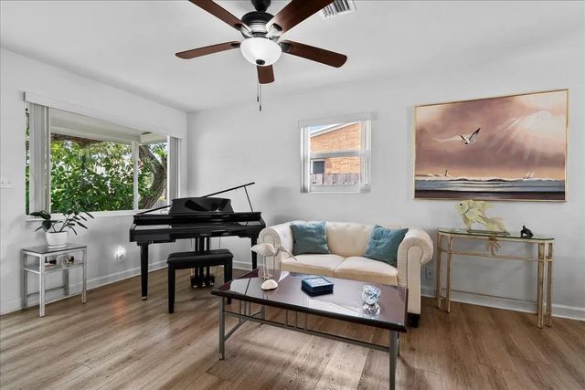 5 of 22 - 727 Bunker Road, West Palm Beach, FL