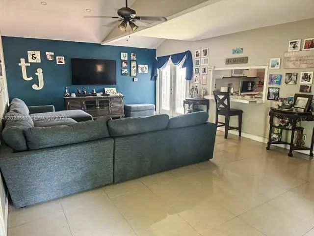 4 of 7 - 21705 Sw 99th Avenue, Cutler Bay, FL