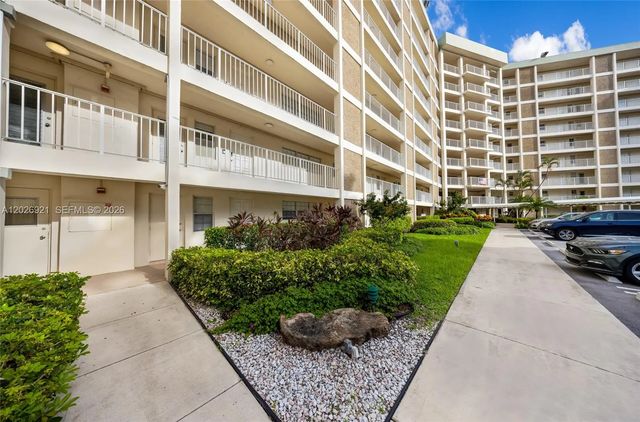 3 of 27 - N/A, Pompano Beach, FL
