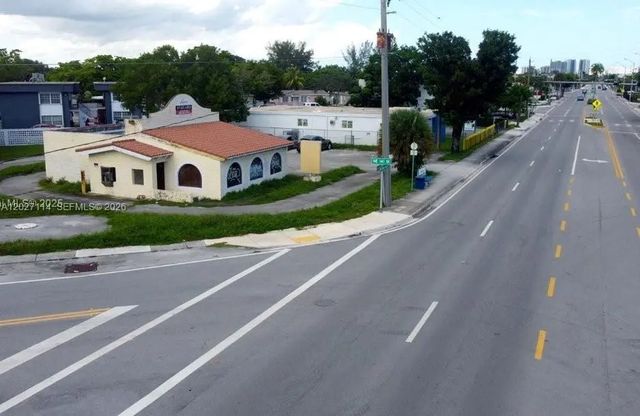 5 of 5 - 14100 W Dixie Highway, North Miami, FL