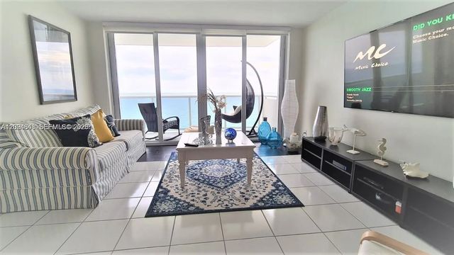 5 of 38 - 3140 S Ocean Drive #1705, Hallandale Beach, FL