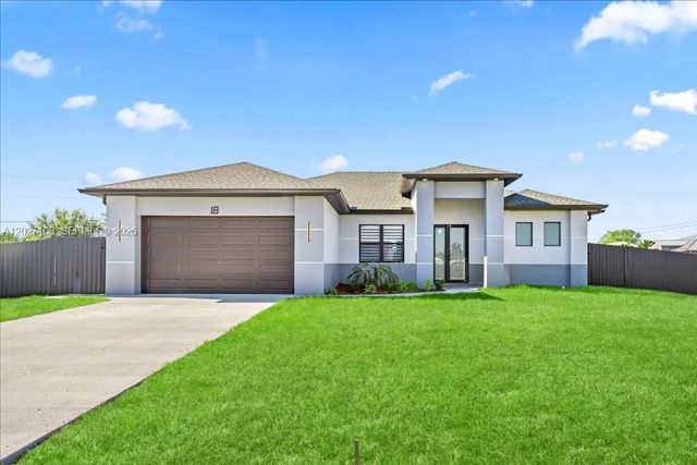 3 of 42 - 1226 Ne 5th Place, Cape Coral, FL