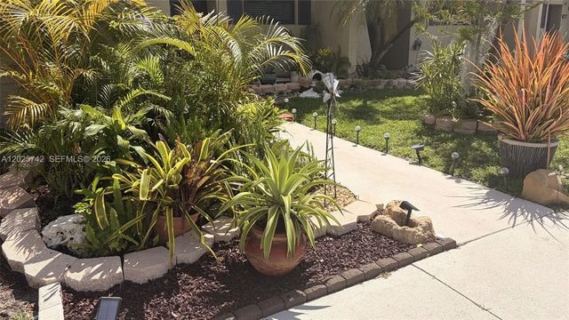 3 of 22 - 8982 Palm Tree Lane #8982, Pembroke Pines, FL