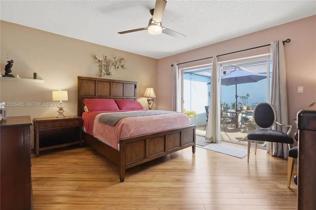 4 of 42 - 2321 Sw 81st Terrace #5, North Lauderdale, FL