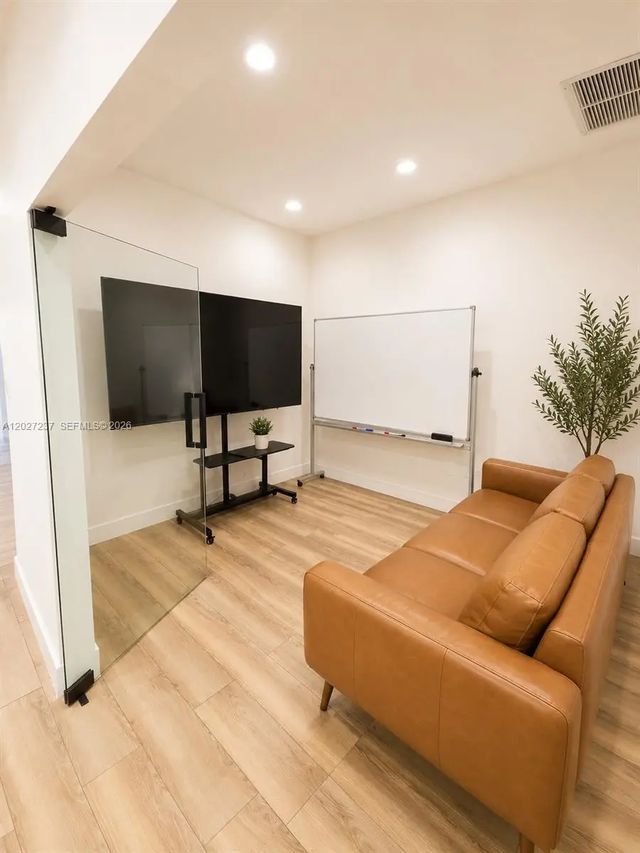 5 of 10 - 3505 S Ocean Drive #cu1, Hollywood, FL