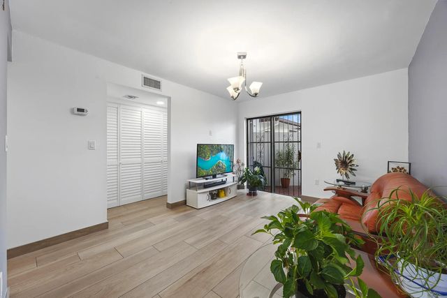4 of 33 - 1461 Sw 124th Court #13-c, Miami, FL