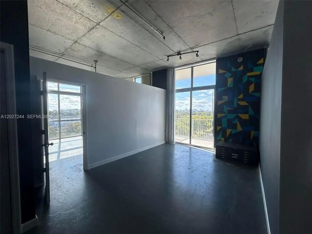 4 of 16 - 2100 Van Buren Street #506, Hollywood, FL
