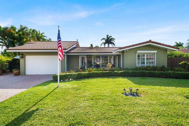 1755 E Terra Mar Drive, Lauderdale-By-The-Sea