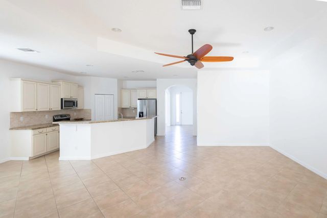 2 of 45 - 4376 Nw Oakbrook Circle, Jensen Beach, FL