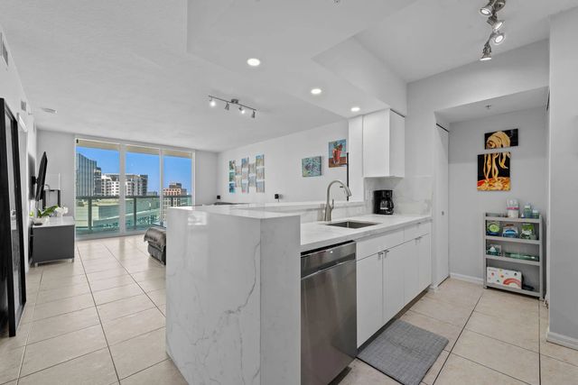 3 of 47 - 347 N New River Drive E #2707, Fort Lauderdale, FL