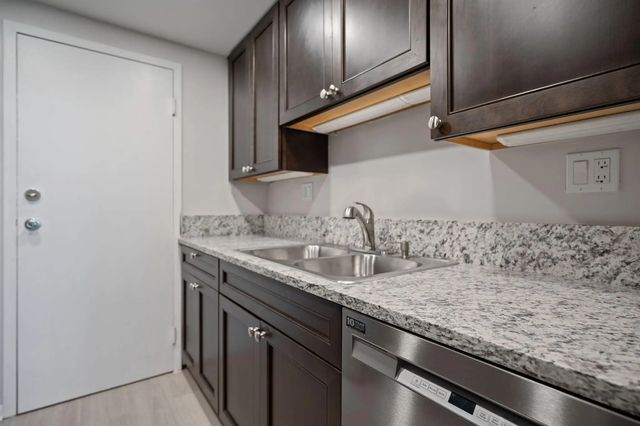 5 of 57 - 900 Ne 18th Avenue #1406-1407, Fort Lauderdale, FL