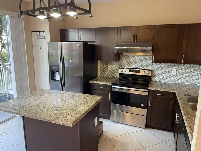 4 of 20 - 4061 Nw 91st Terrace, Sunrise, FL