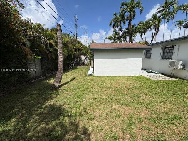 4 of 27 - 1680 Sw 14th Terrace, Miami, FL
